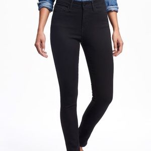 NWT Old Navy High Rise Rockstar Skinny Jeans